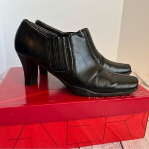 Aerosoles Cinterlock Black Memory Foam Heel Dress Shoes 8